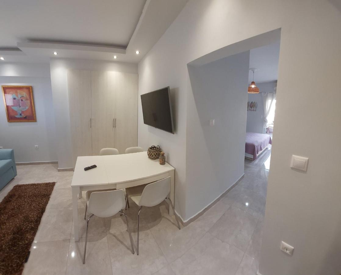 Zeppelin Apartment ลูตรากี ภายนอก รูปภาพ